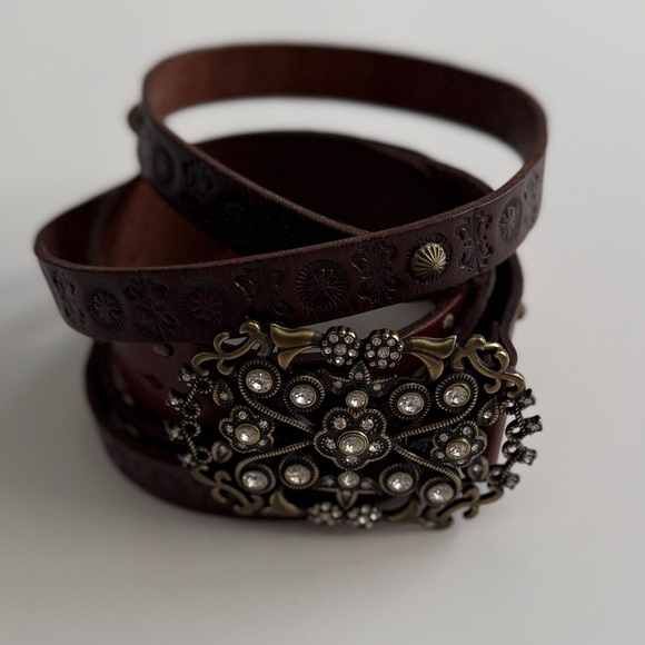 Fossil Brown Embossed Studded Genuine Leather Belt Medium M Brass Buckle Gemston - Picture 1 of 12